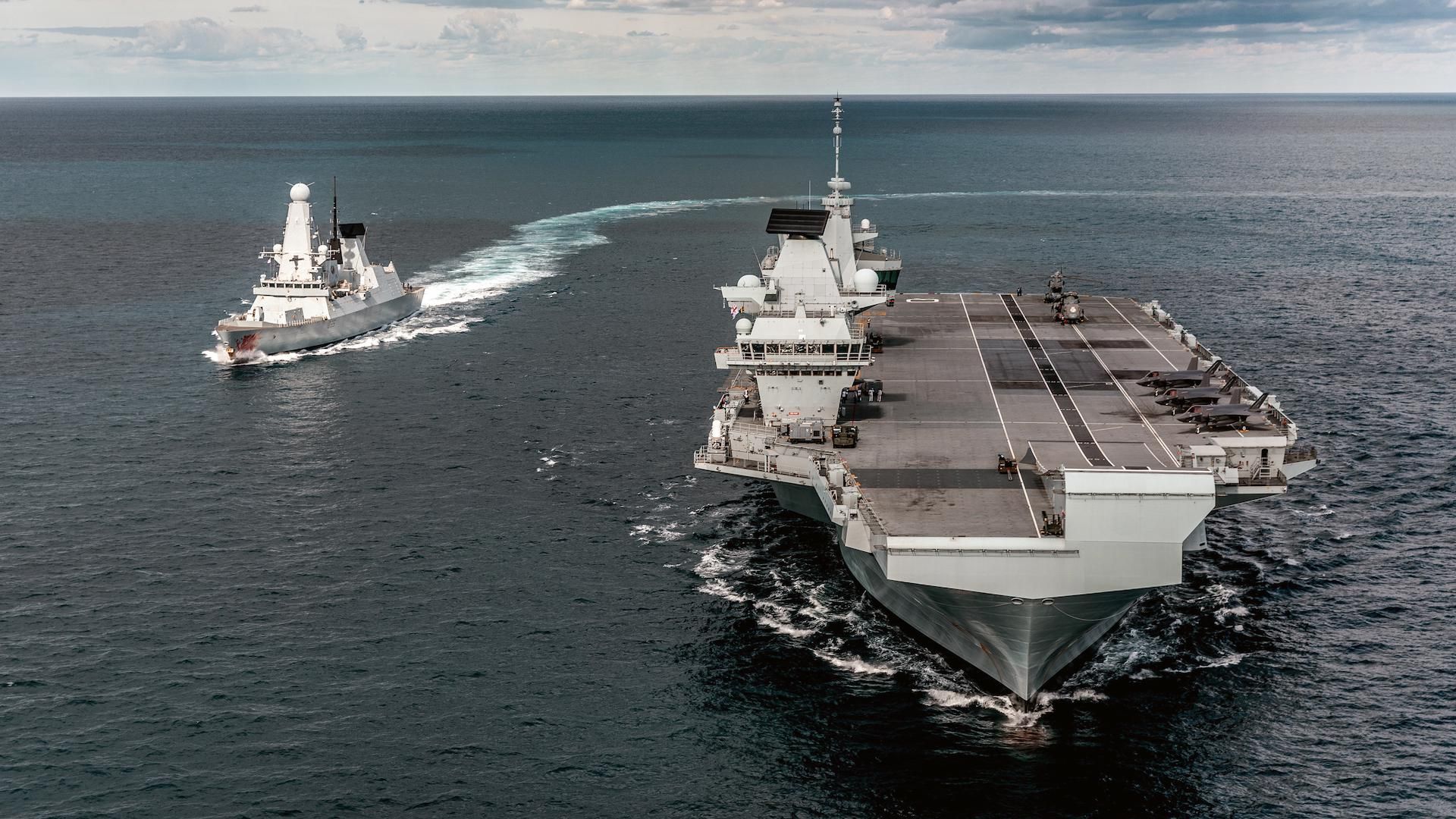 1920x1080 HMS Queen Elizabeth and HMS Dragon. [1920x1080]