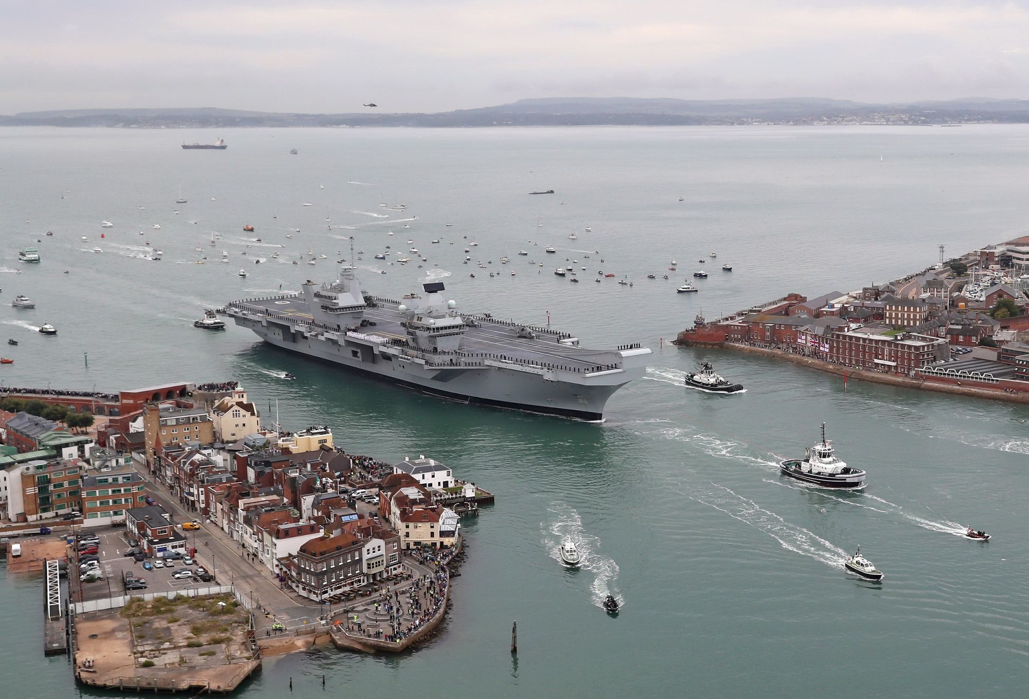 2000x1359 Hms Queen Elizabeth (R08) обои на телефон 4К - скачать бесплатно