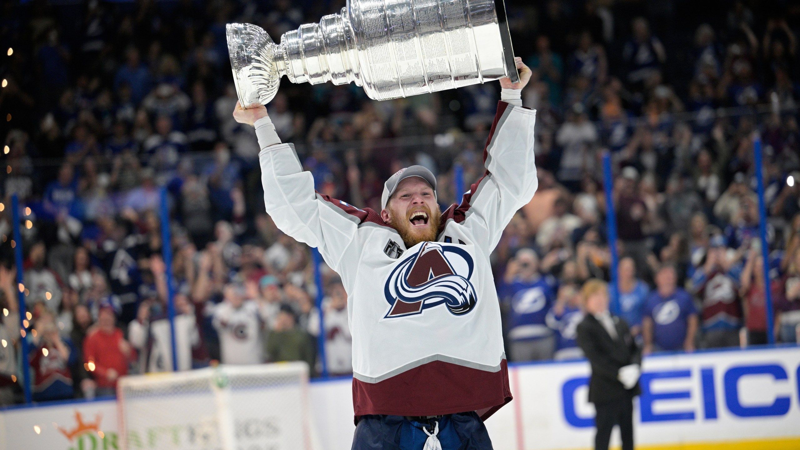 2560x1440 Landeskog 'excited about what the future looks like' after playing in a game for 1st time in 3 years