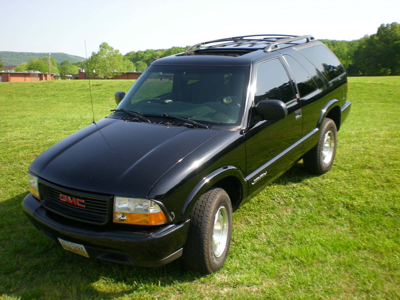 1600x1200 Gmc Jimmy Wallpaper