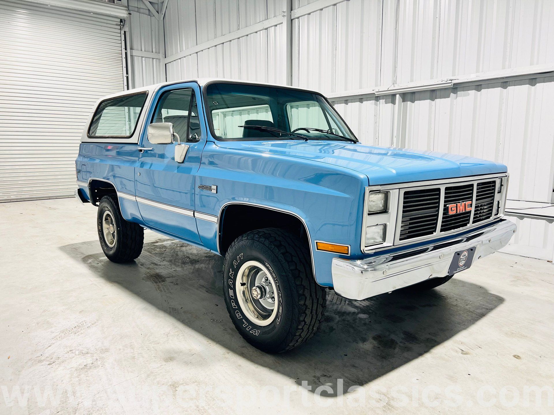 1920x1440 GMC Jimmy