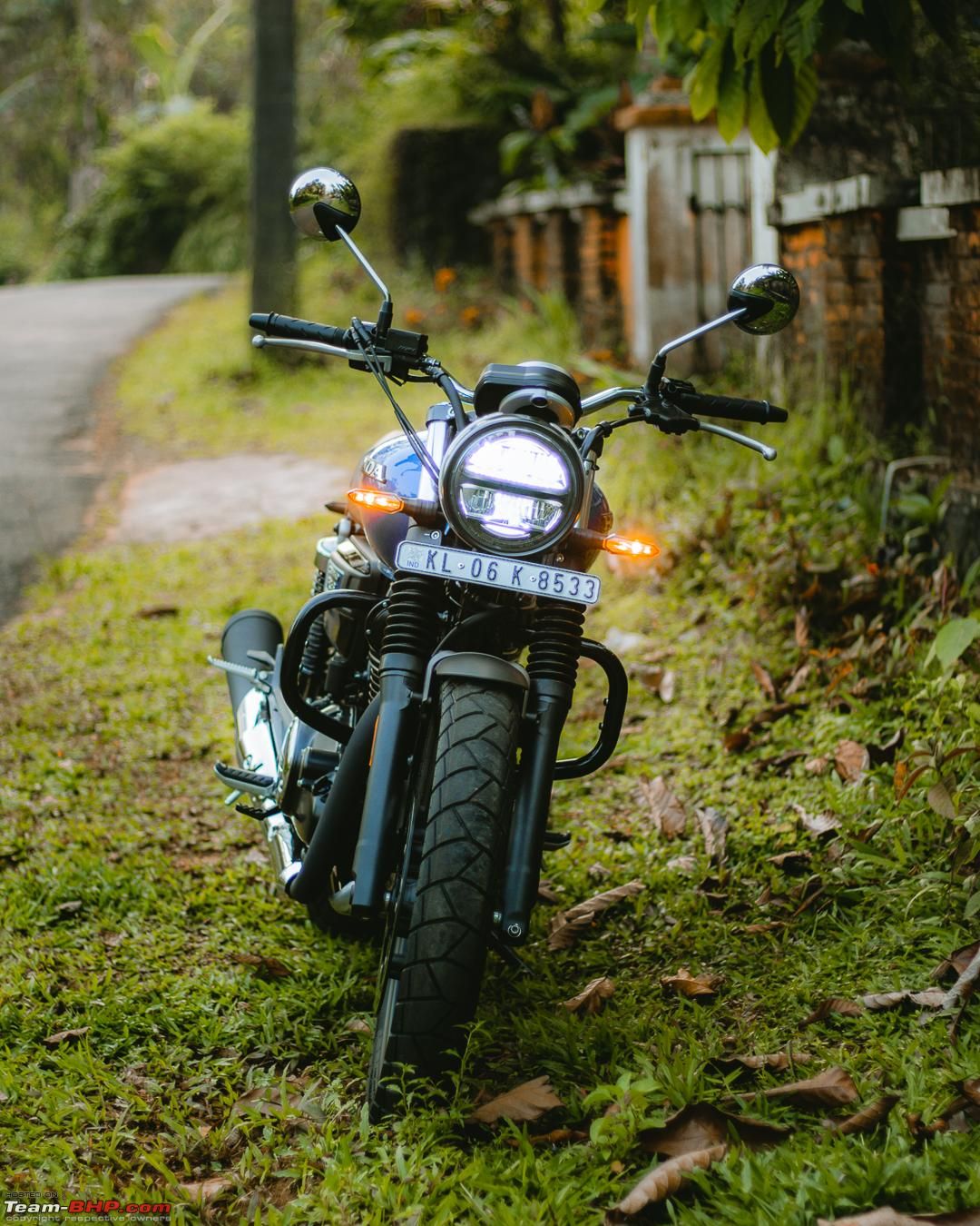1080x1350 CB350RS Wallpaper