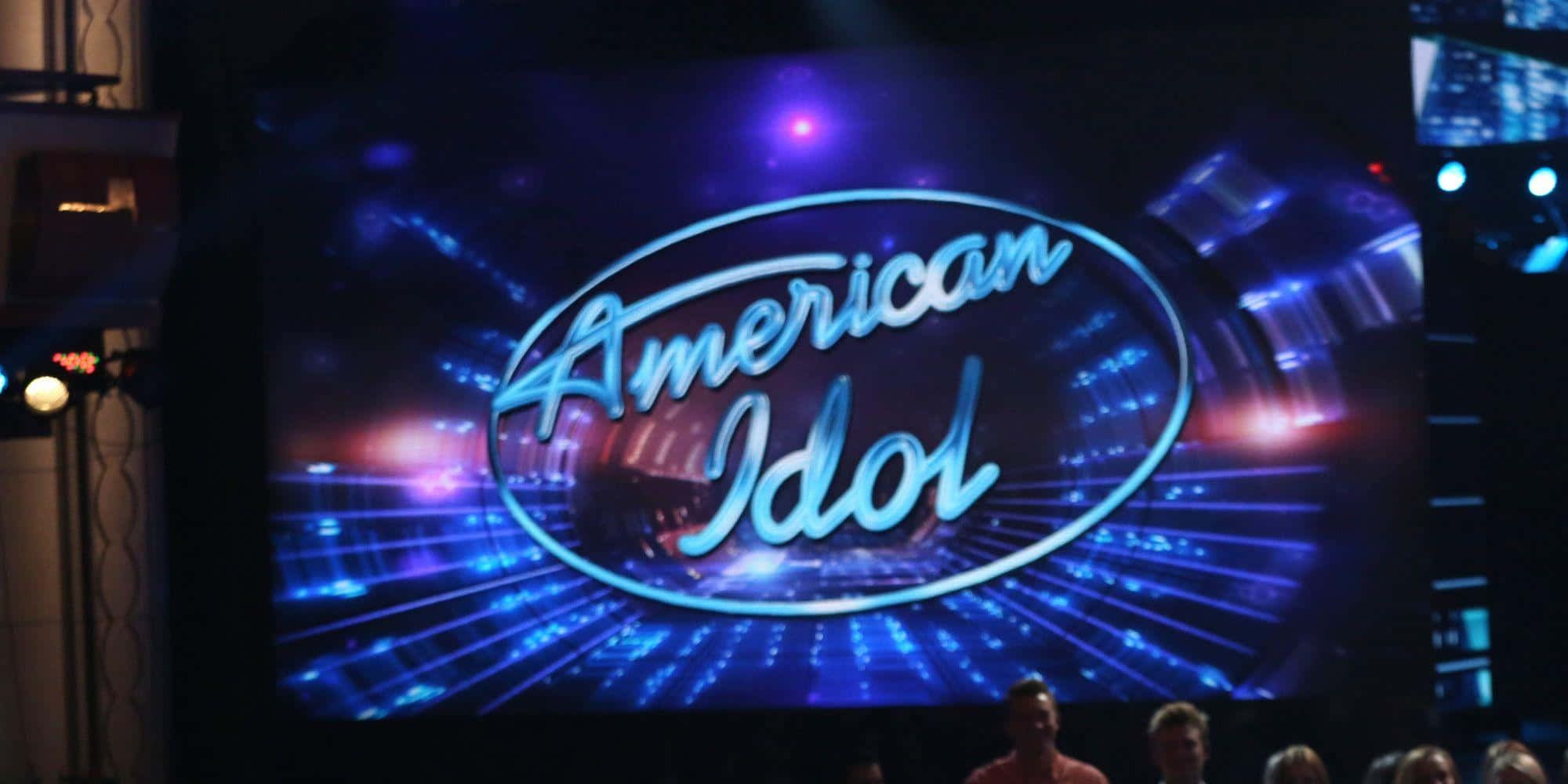 2000x1000 Download Contestants of American Idol Take the Stage Wallpaper