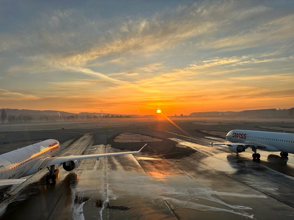 1024x768 Our aircraft admiring the beautiful sunrise and ready to take you to new adventures ✈☀ On what flight did you spot the most beautiful sunrise? Photo on Instagram #flyswiss #sunrise #aviation