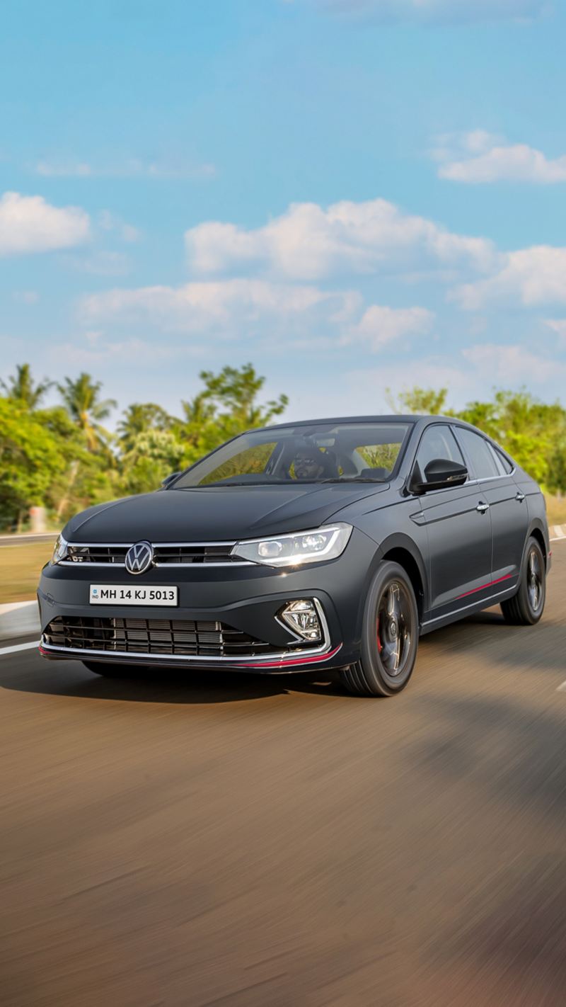 800x1422 Volkswagen Virtus GT Wallpaper