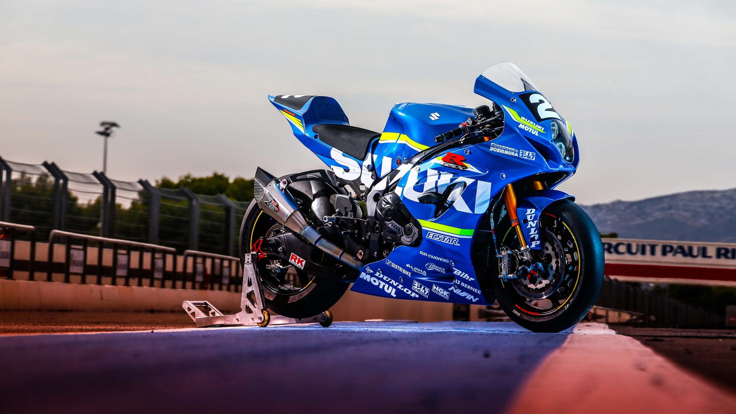 2560x1440 Suzuki GSXR 1000 Wallpaper