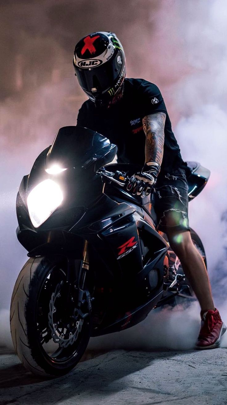 736x1308 Suzuki gsxr1000