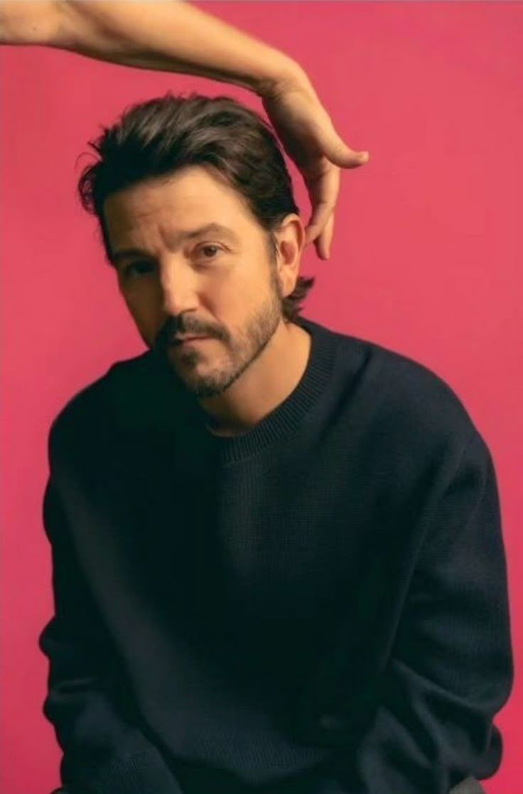 736x1117 Diego luna. Diego luna, Star wars humor, Diego