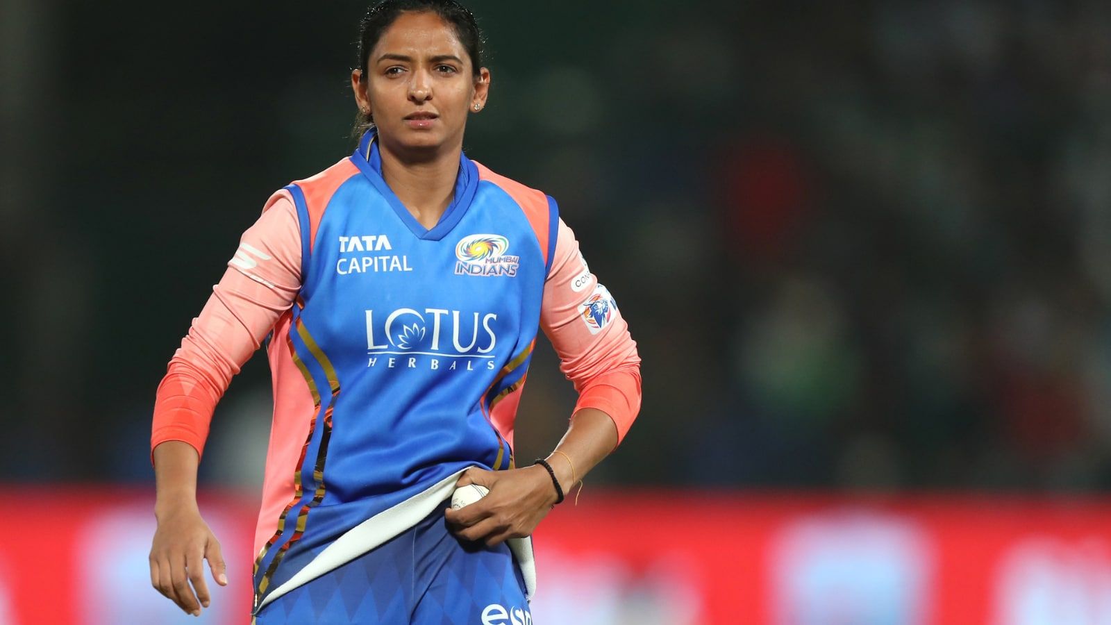 1600x900 Aakash Chopra Calls For Harmanpreet Kaur To Take 'Significant Role' For Mumbai Indians To Return To Winning Ways