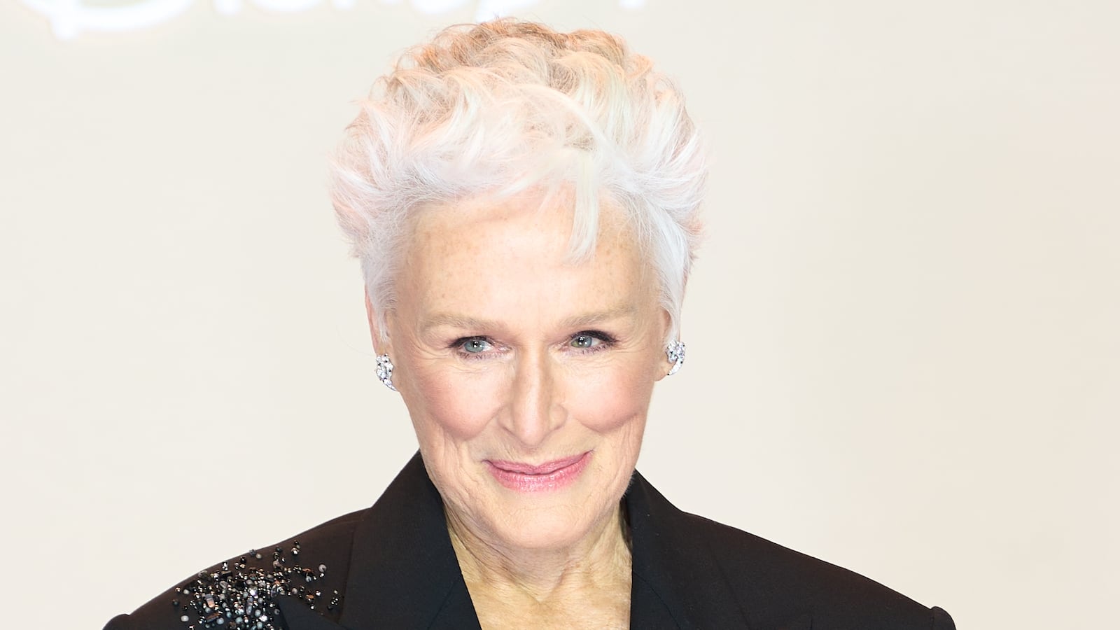1600x900 Glenn Close, Says She Knows Where She's Going to Die