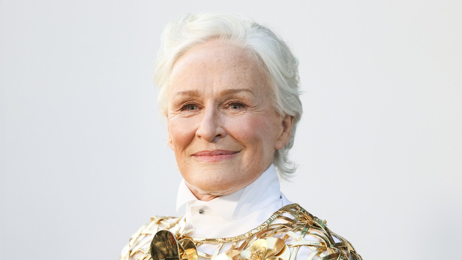 1600x900 Tragic Details About Glenn Close