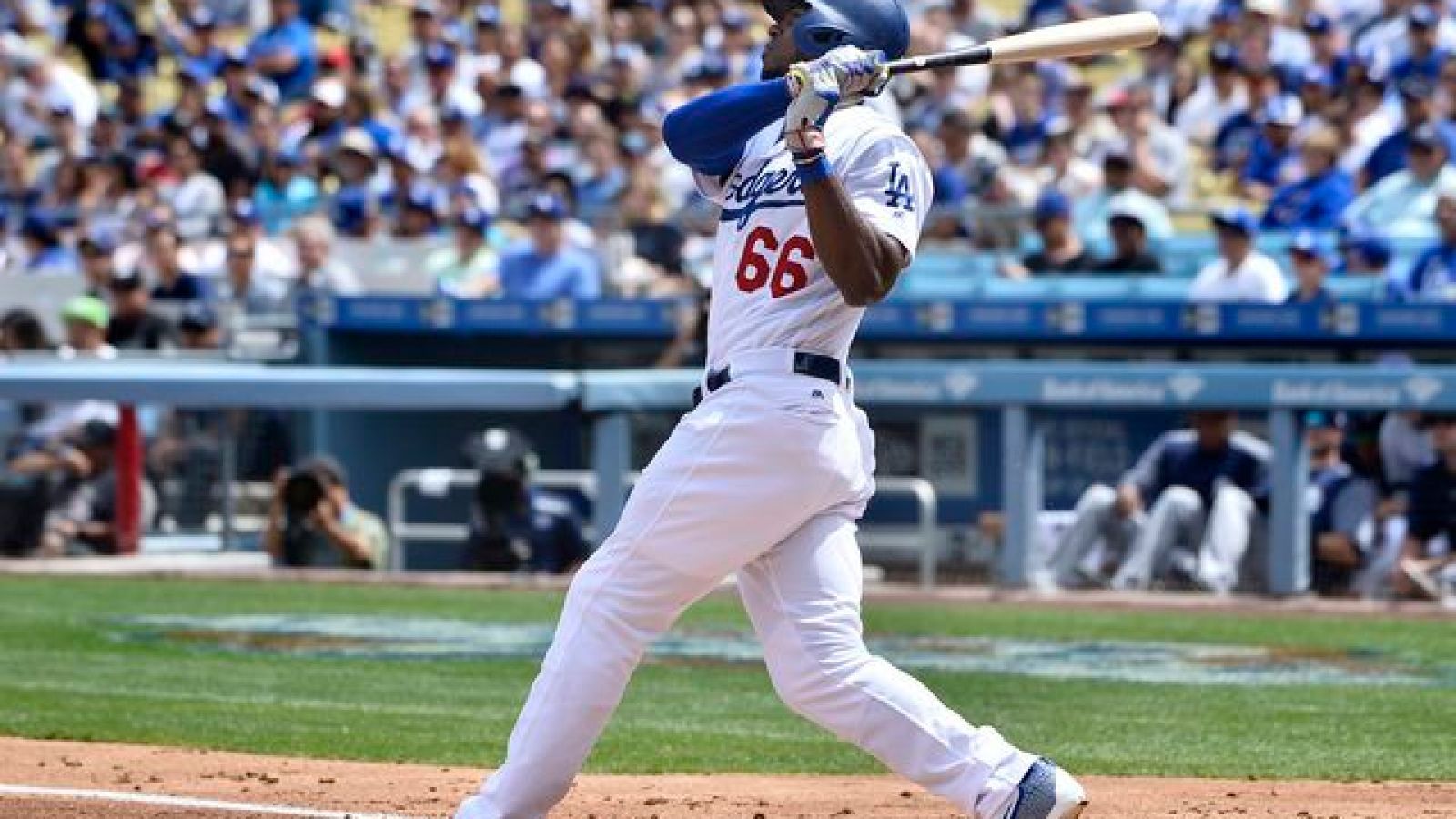 1600x900 Yasiel Puig powers LA Dodgers past San Diego Padres