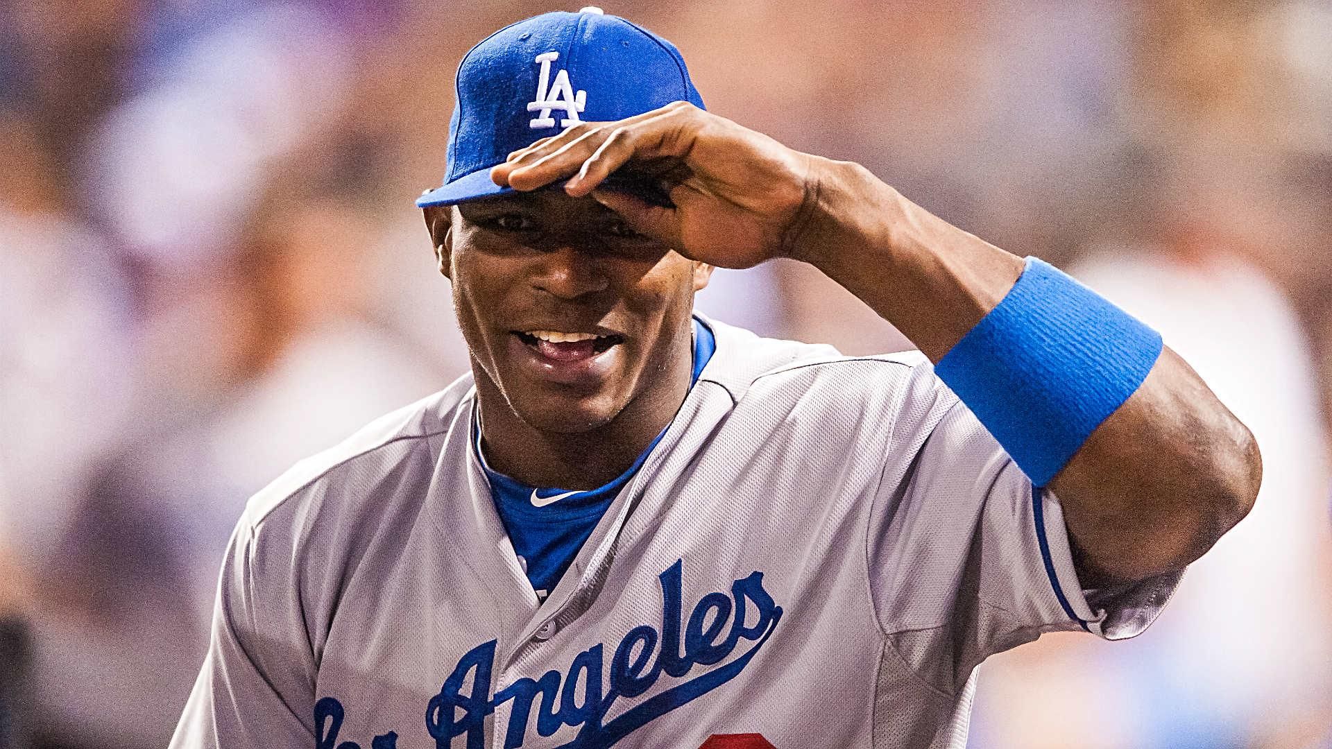 1920x1080 Yasiel Puig makes ridiculous throw after missing catch at the wall