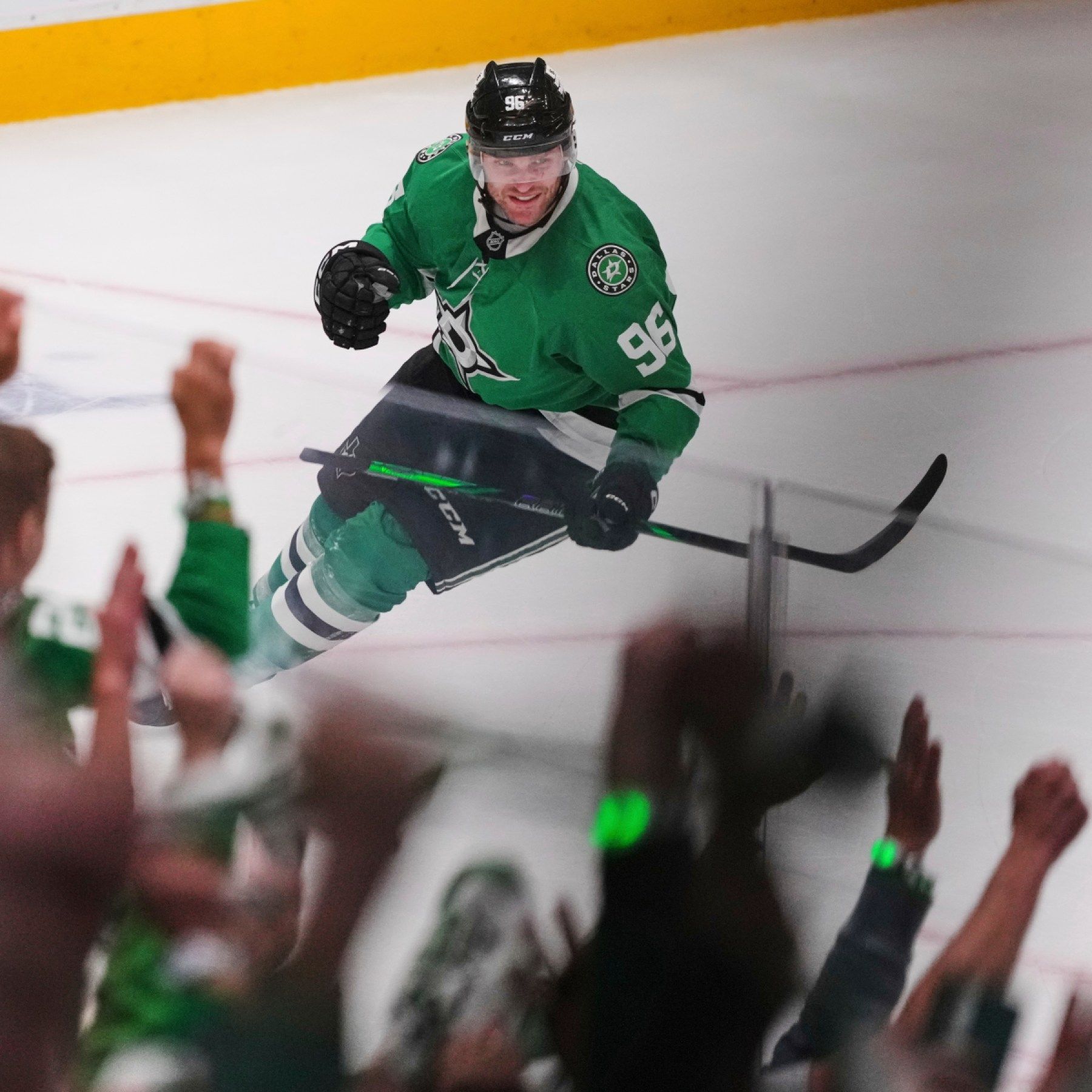 1800x1800 Mikko Rantanen has hat trick as Stars rally past Avalanche in Game 7