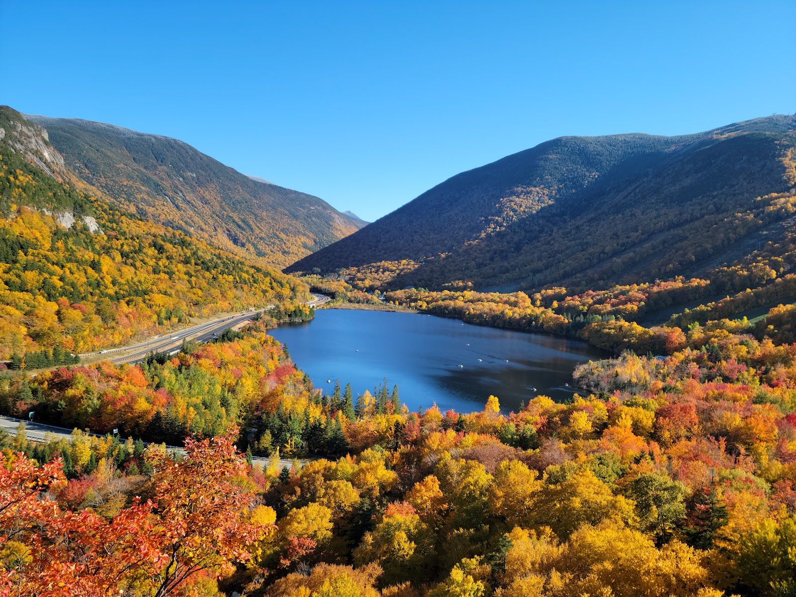 1600x1200 Franconia Notch State Park (2026)