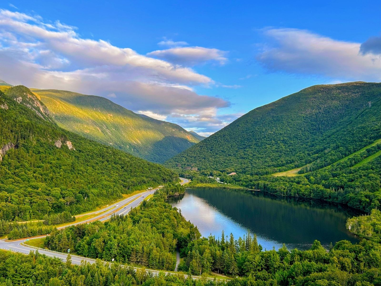 1600x1200 Best Places for Hiking in New Hampshire This Summer 2026