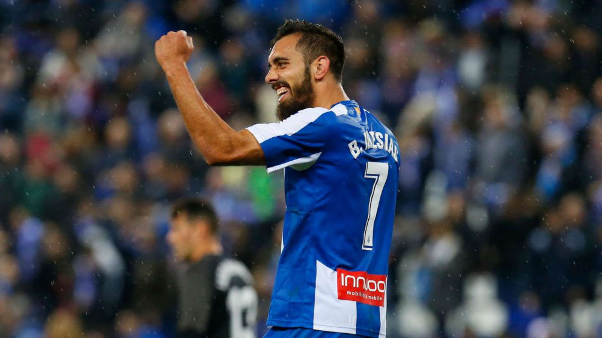1920x1080 Borja Iglesias, a vueltas con su futuro: Mi miente está en el Espanyol. Goal.com México
