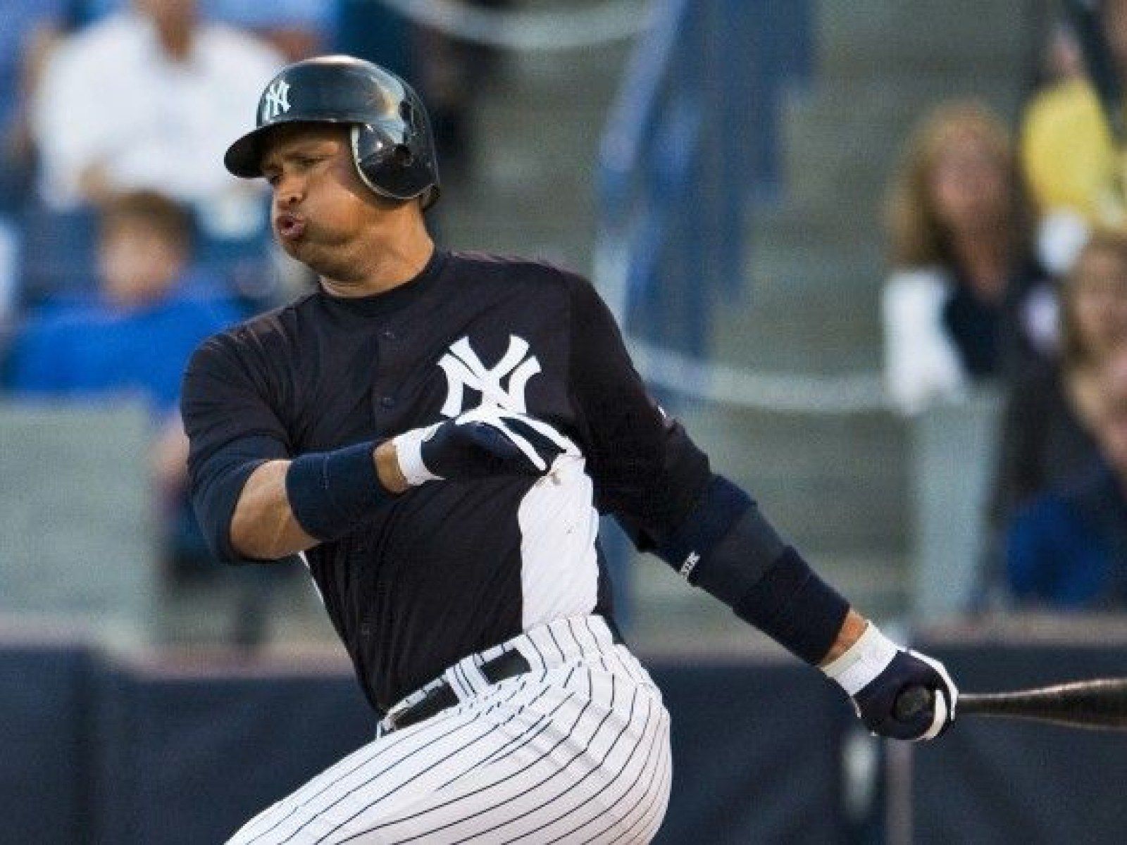 1600x1200 A Rod Salary: Injured Yankees Star Alex Rodriguez Earns More Than Entire Houston Astros Roster
