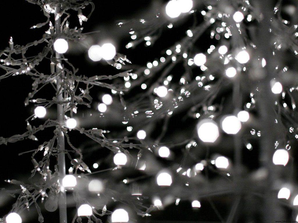 1024x768 Twinkling Lights Wallpaper. Christmas