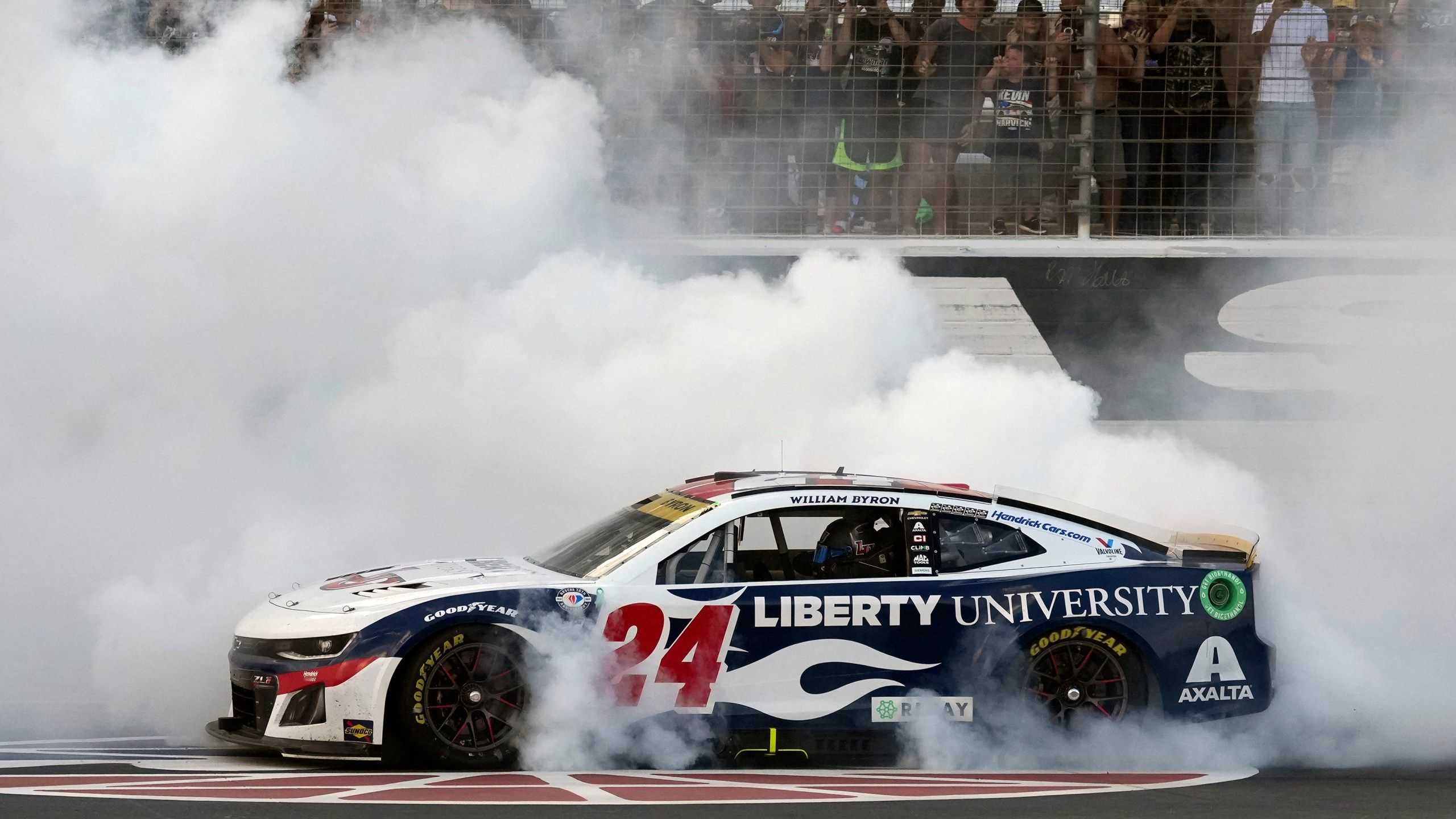 2560x1440 Byron advances to NASCAR's round of 8 with win at Texas, the 300th overall for Hendrick Motorsports