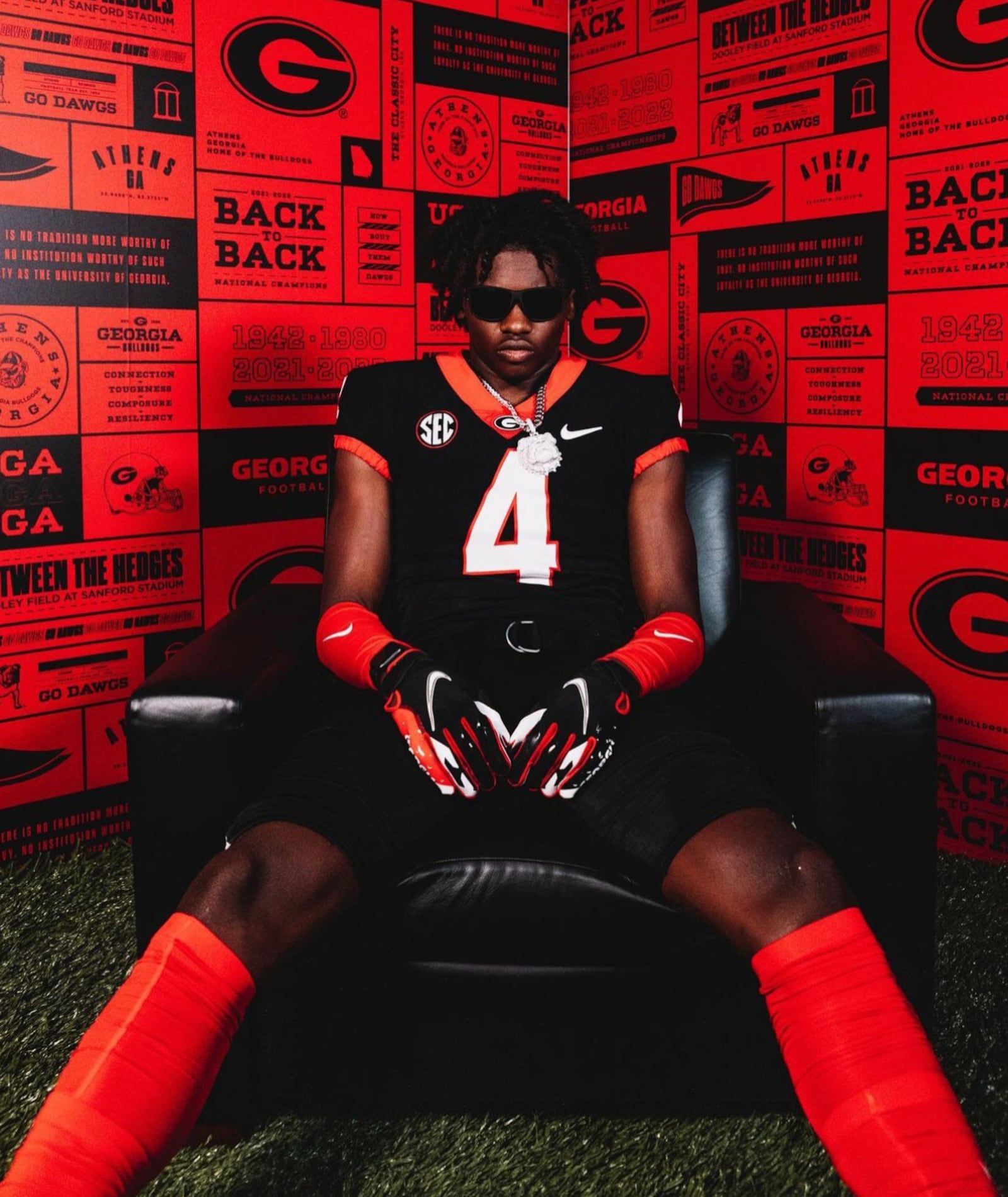 1600x1900 Jeremiah Smith Wallpaper
