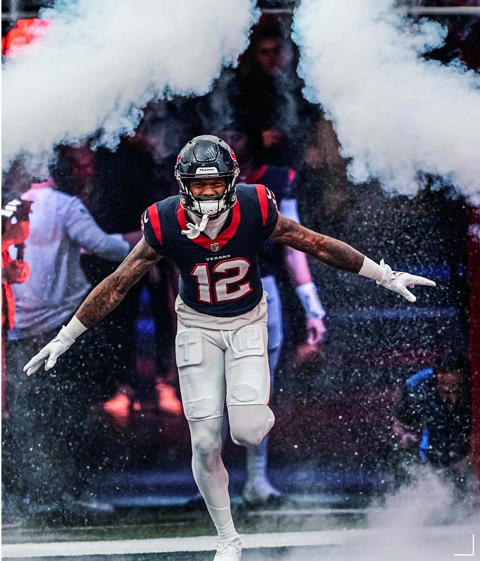 1644x1920 Download Dynamic Entrance Football Player12 Wallpaper