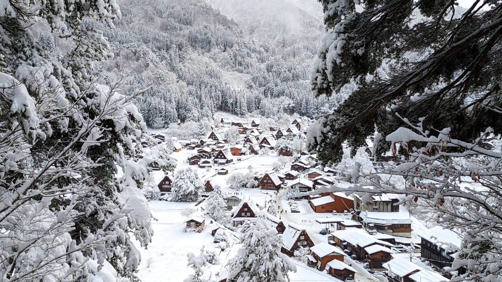 1600x900 Embrace The Serenity Of Winter In Takayama & Shirakawa Go Monkey Resorts