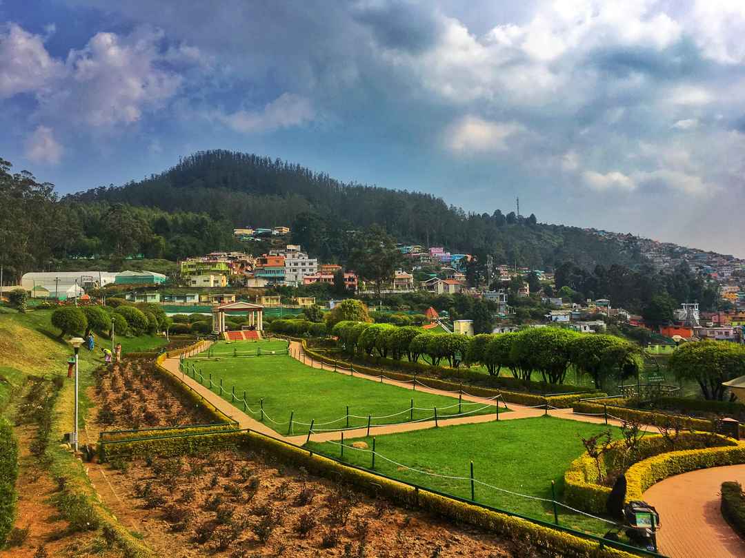 1080x810 Karwaan : Epic road trip in South India