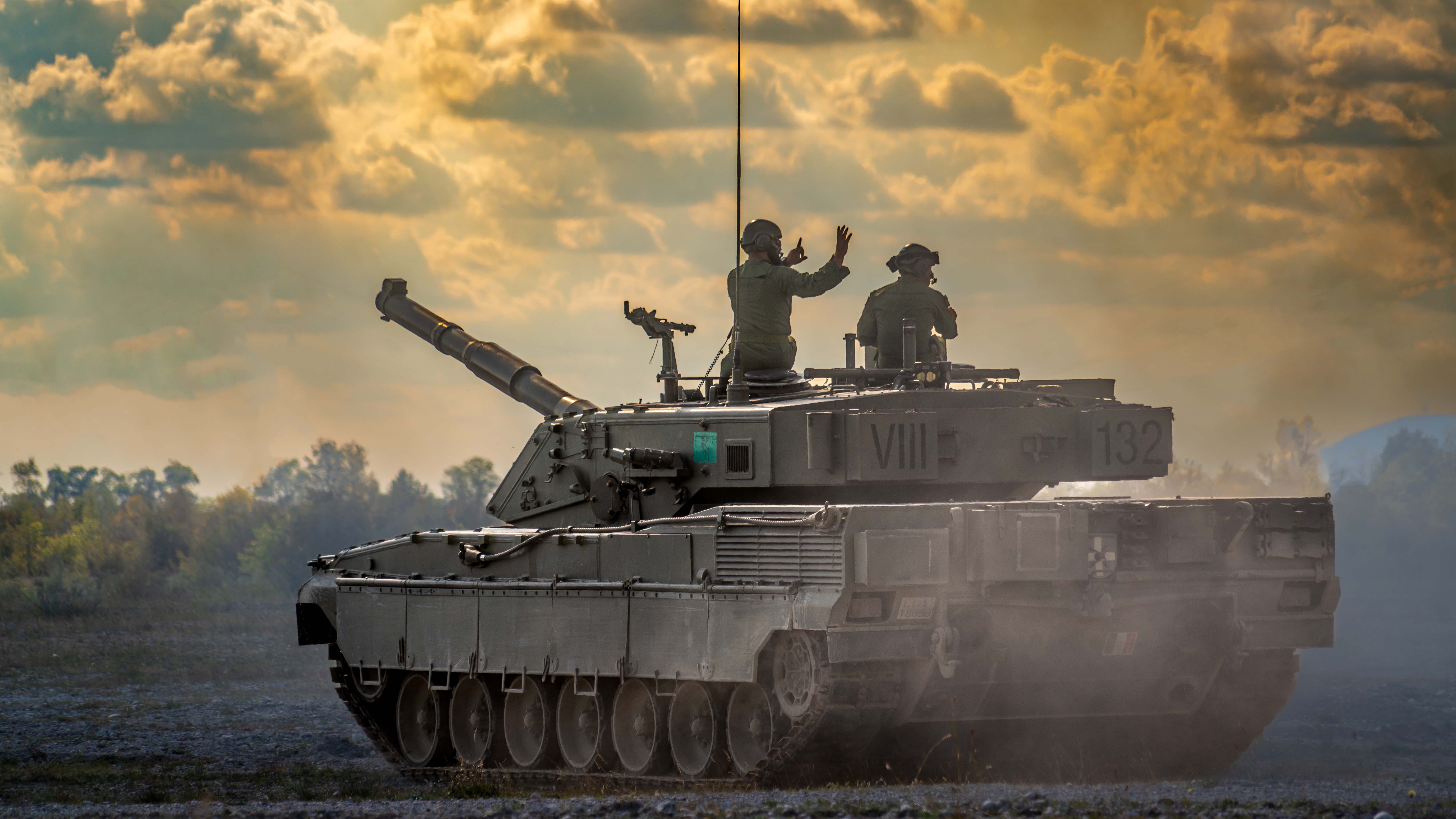 7952x4472 Italian Army Tank Regiment Ariete main battle tank during an exercise in Italy