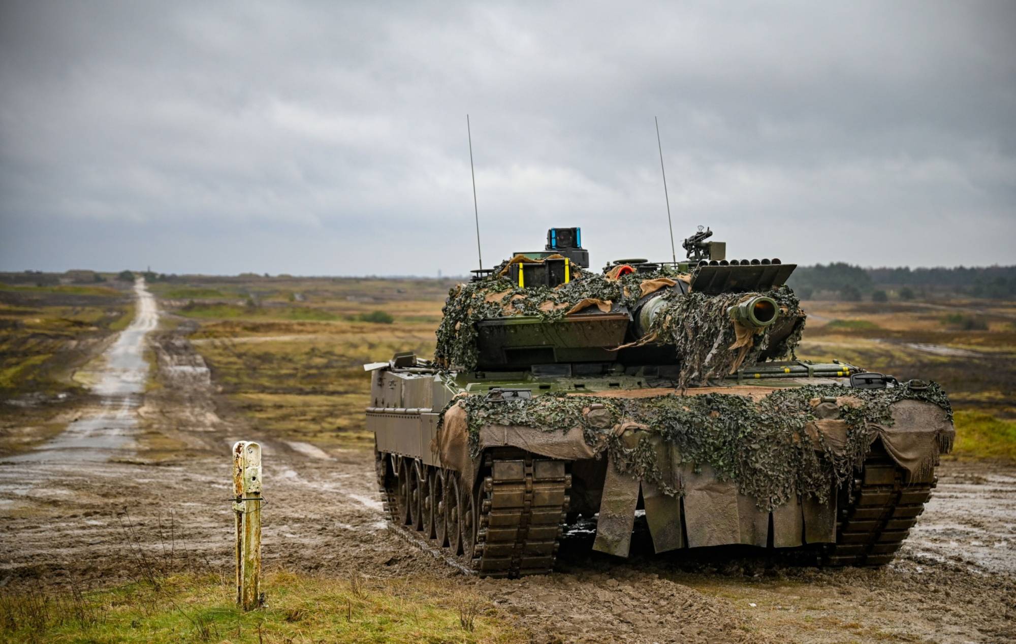 2000x1268 Ukraine's new tanks are seen in action as counteroffensive gets underway Japan Times