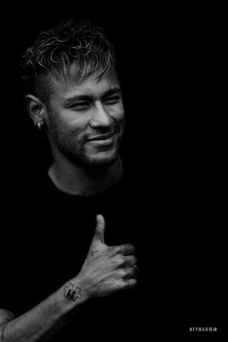 736x1104 Neymar Black And White Wallpaper