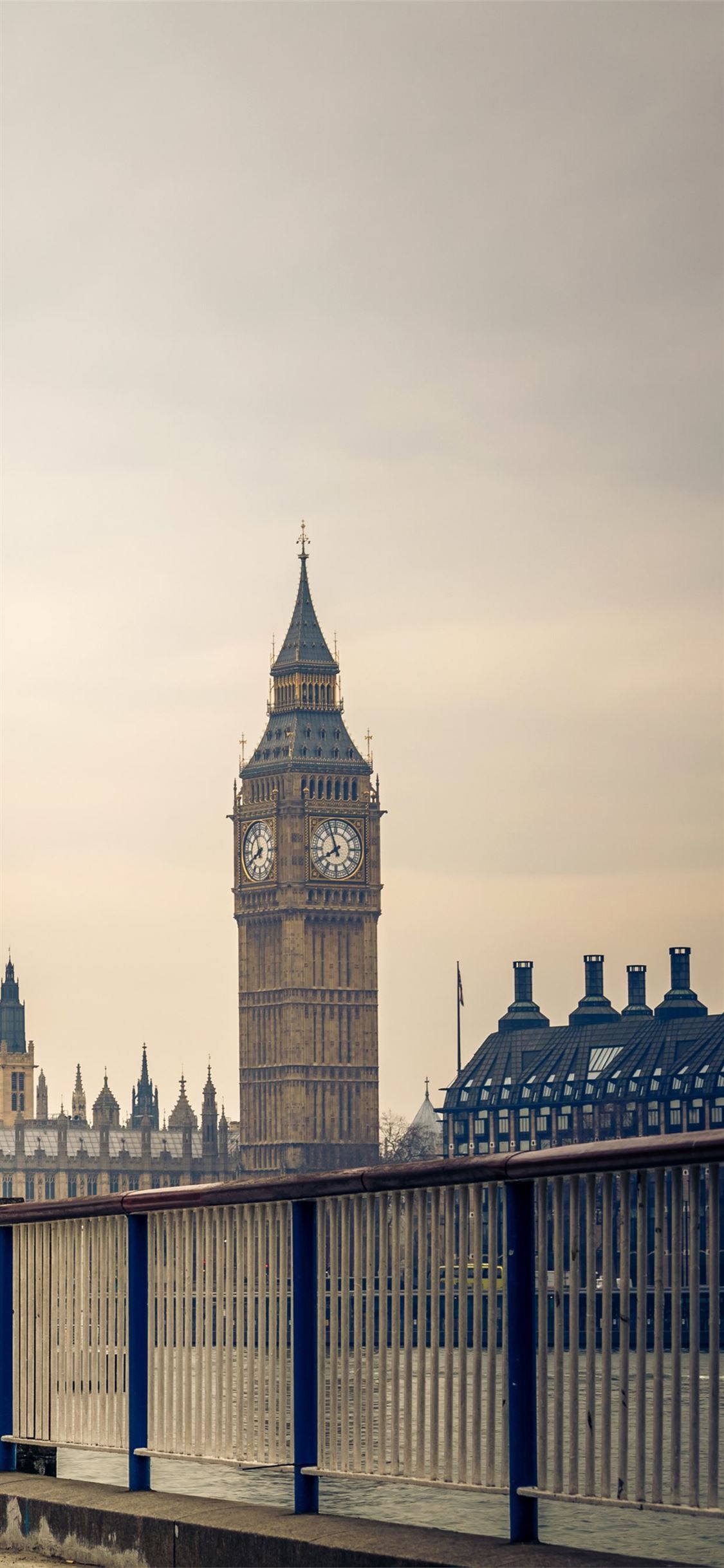 1125x2436 Westminster Palace iPhone X Wallpaper Free Download