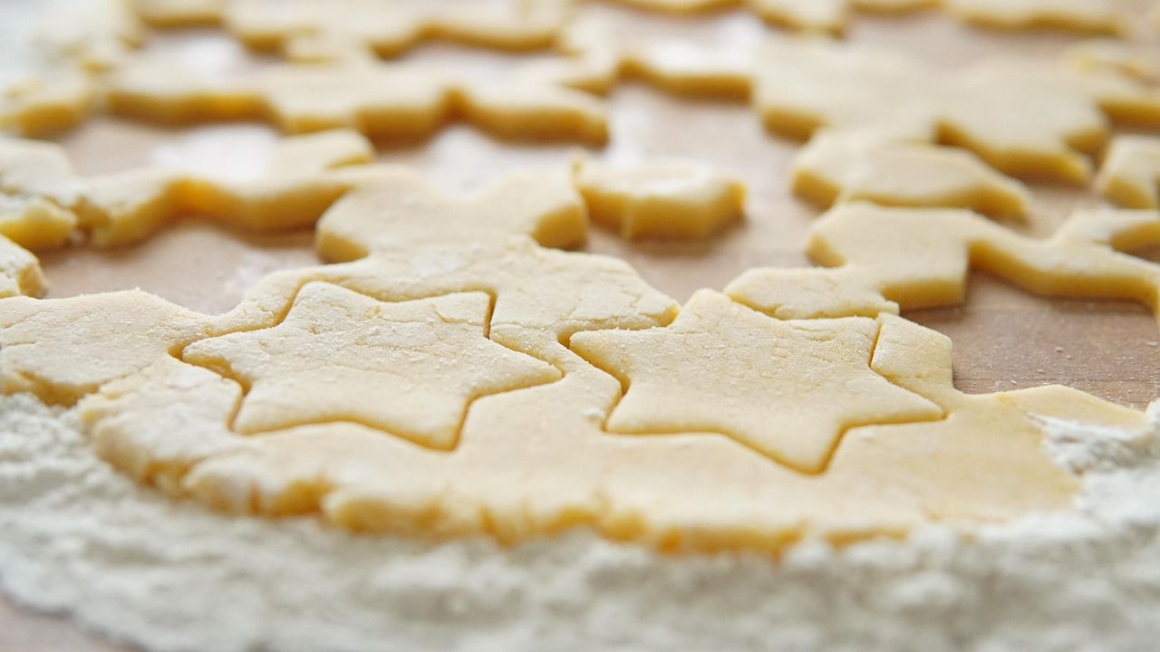 1280x720 Christmas Stars Cookies Dough