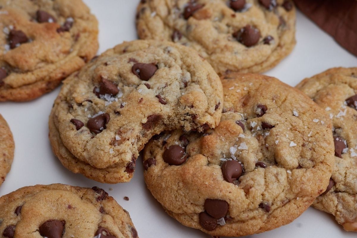 1200x800 The Best Sourdough Chocolate Chip Cookies