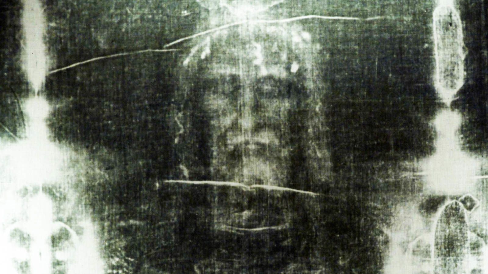 1600x900 Shroud of Turin, wrapped in mystery, continues to enrapture tourists