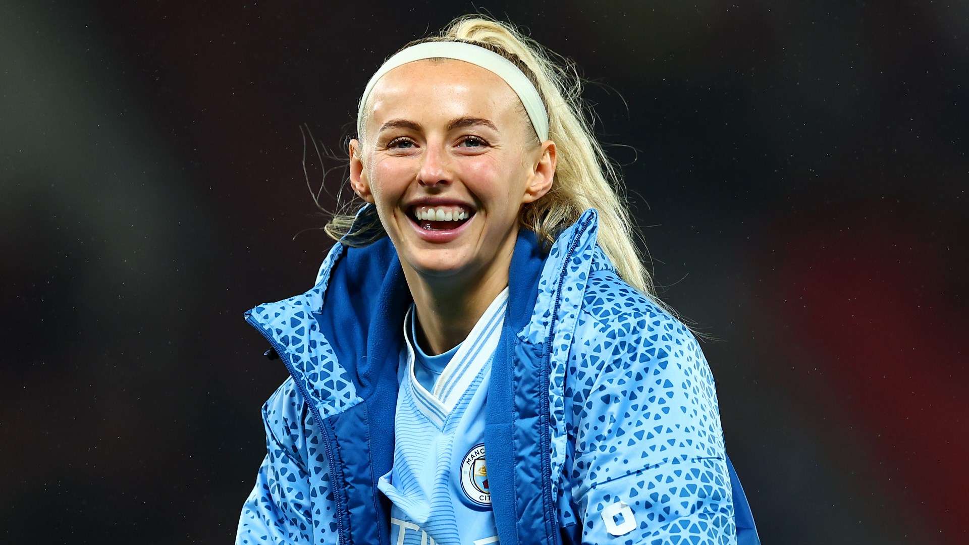1920x1080 Chloe Kelly announces engagement with beautiful Northern Lights picture, and Lionesses rush to congratulate Man City star. Goal.com US
