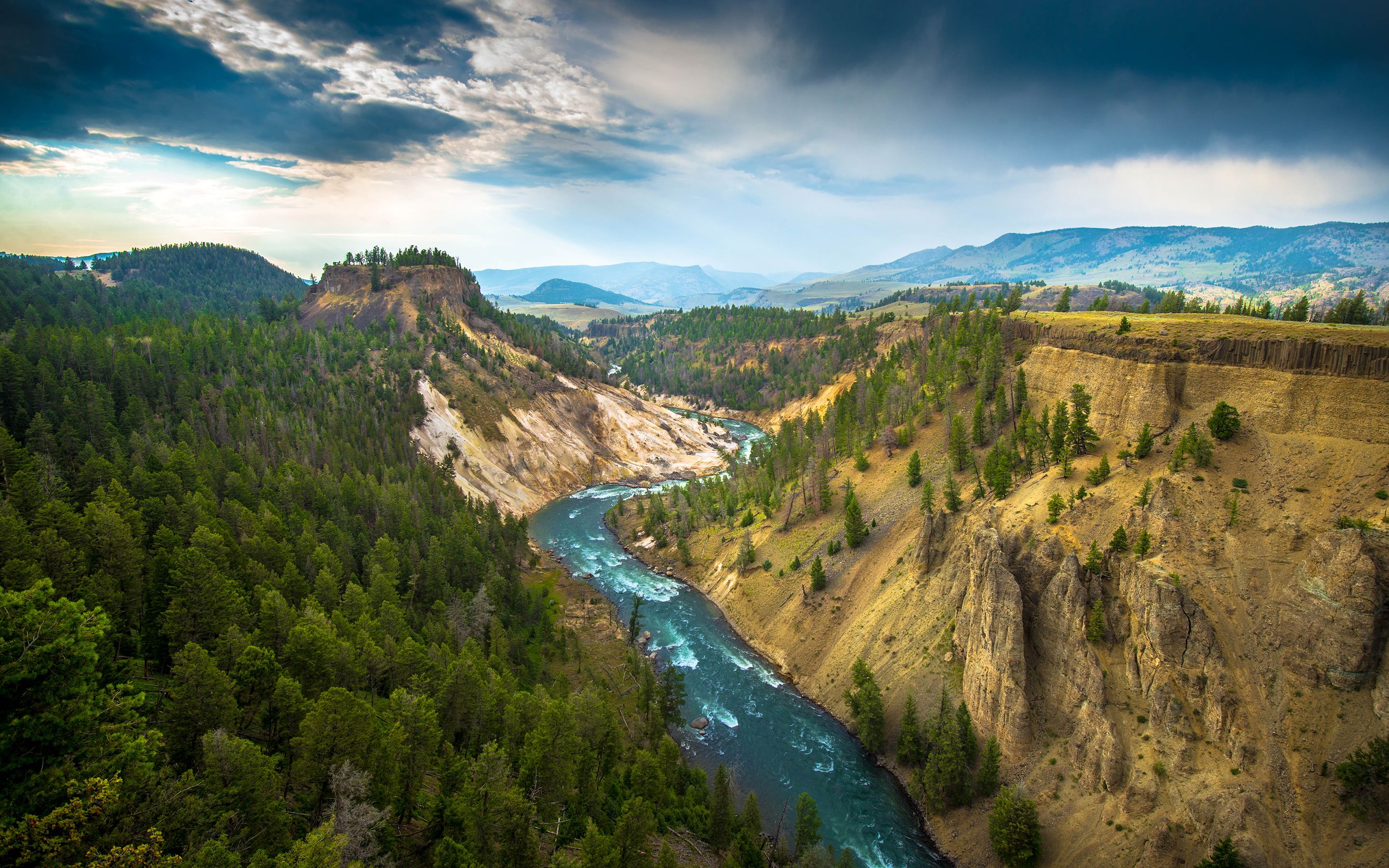 2880x1800 Breathtaking Yellowstone Canyon HD Wallpaper