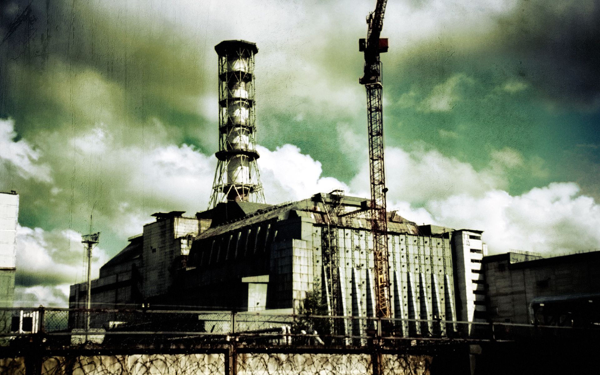 1920x1200 Chernobyl Reactor