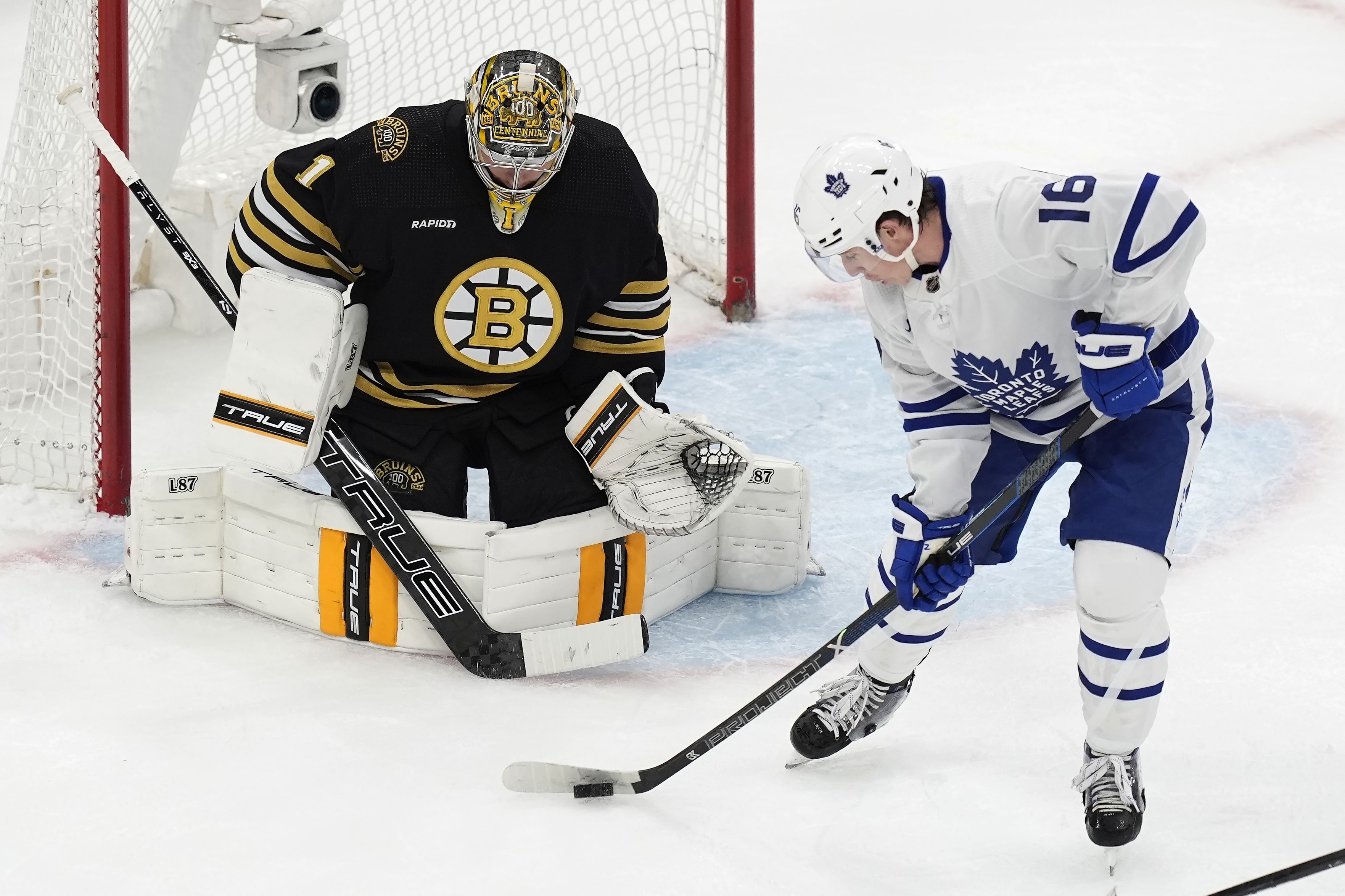 3526x2350 DeBrusk Nets 2 Power Play Goals, Swayman Saves 35 As Bruins Win 5 1 To Open Series With Toronto. WCBD News 2