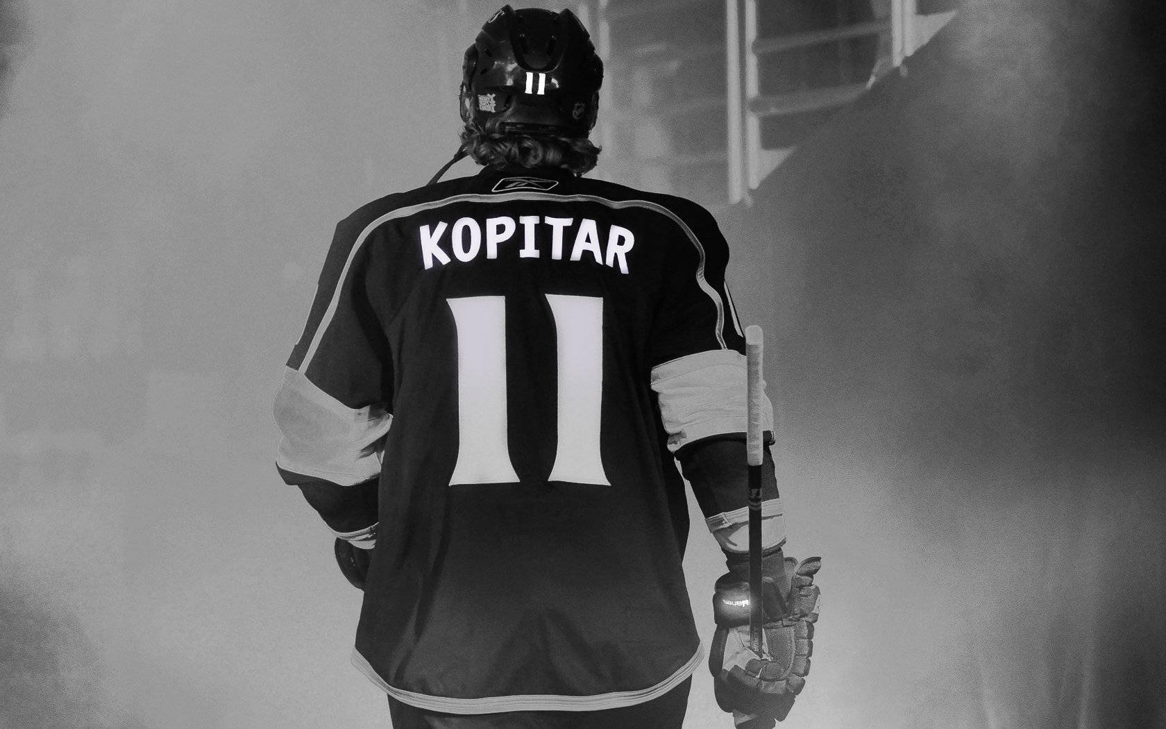 1680x1050 Download Grayscale Los Angeles Kings Anze Kopitar 11 Wallpaper