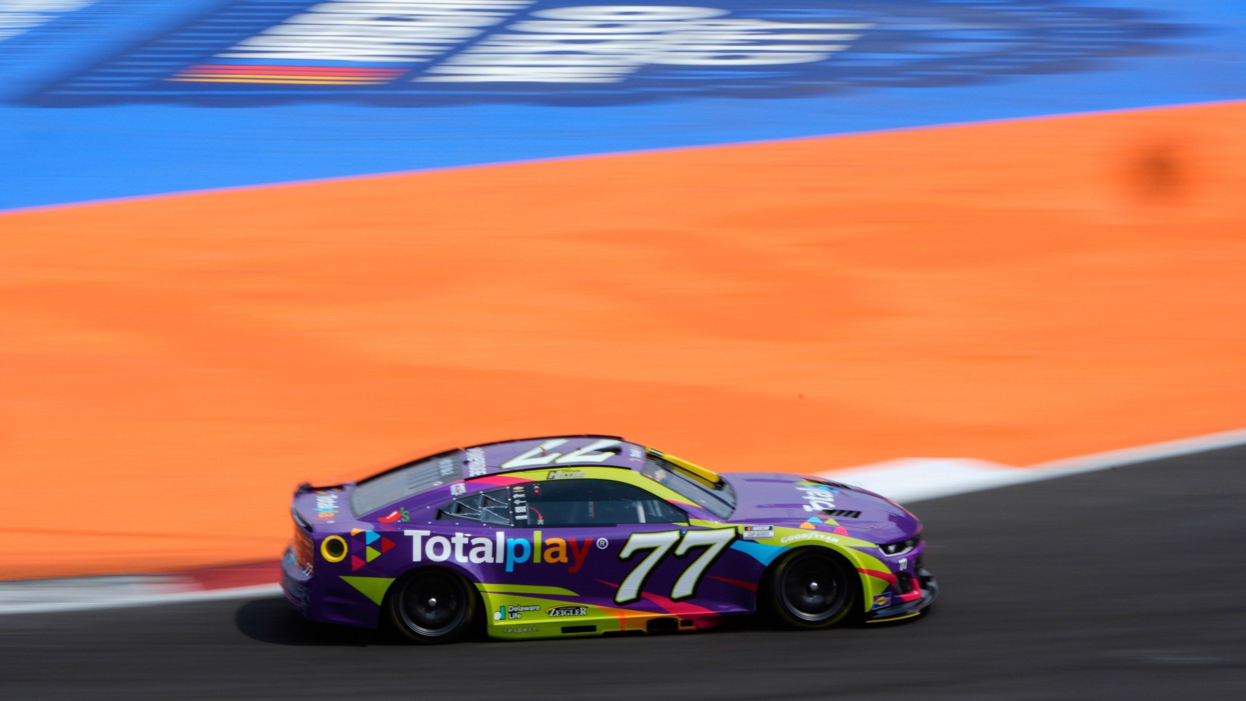 2560x1440 Stenhouse has vowed retaliation on rival Carson Hocevar. Will NASCAR payback be delivered at Pocono?