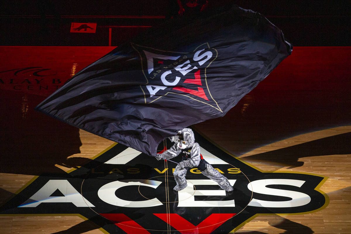 1200x800 Las Vegas Aces select Holy Cross' Lauren Manis in WNBA draft