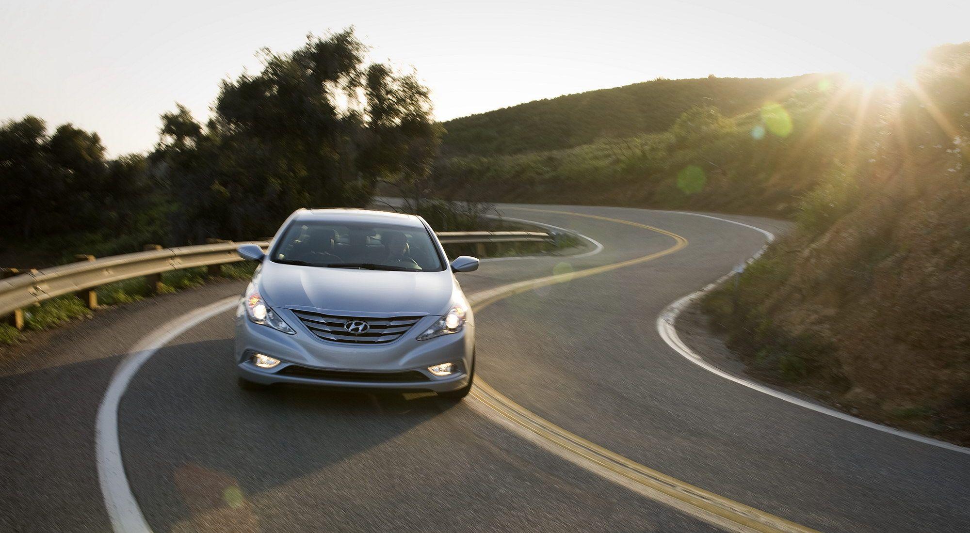 2000x1100 Hyundai Sonata 2.0T Picture, Photo, Wallpaper