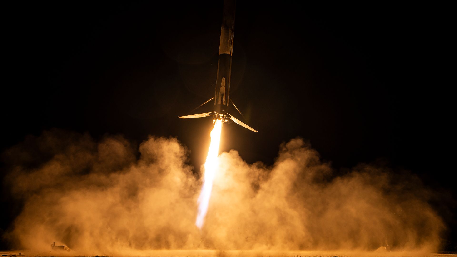 1920x1080 SpaceX's fiery Falcon 9 comes in for a landing photo of the day for Nov. 2025