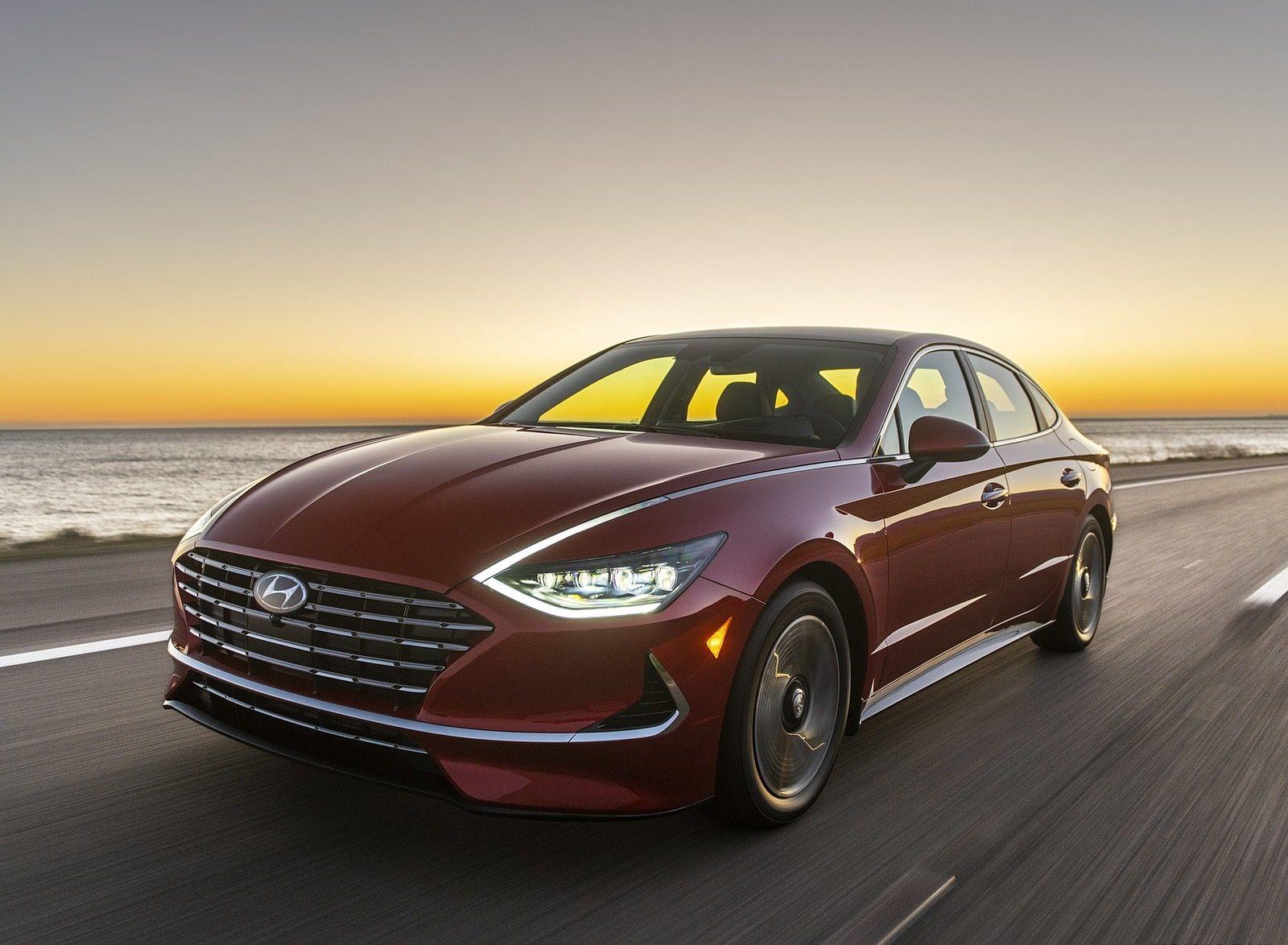1600x1174 Hyundai Sonata Hybrid Wallpaper (HD Image)