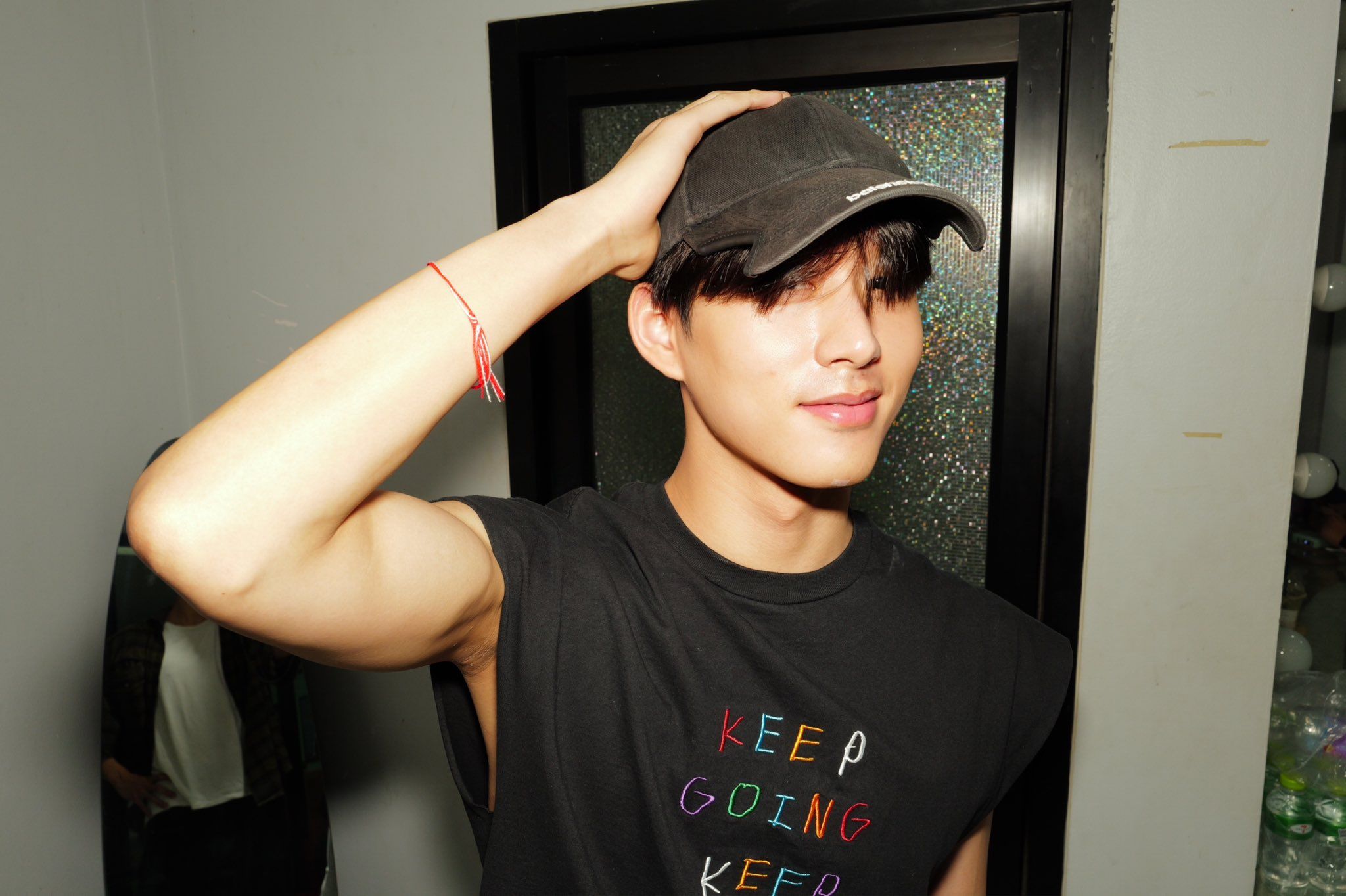 2048x1364 Joong archen delivered (lol practice ig) from X