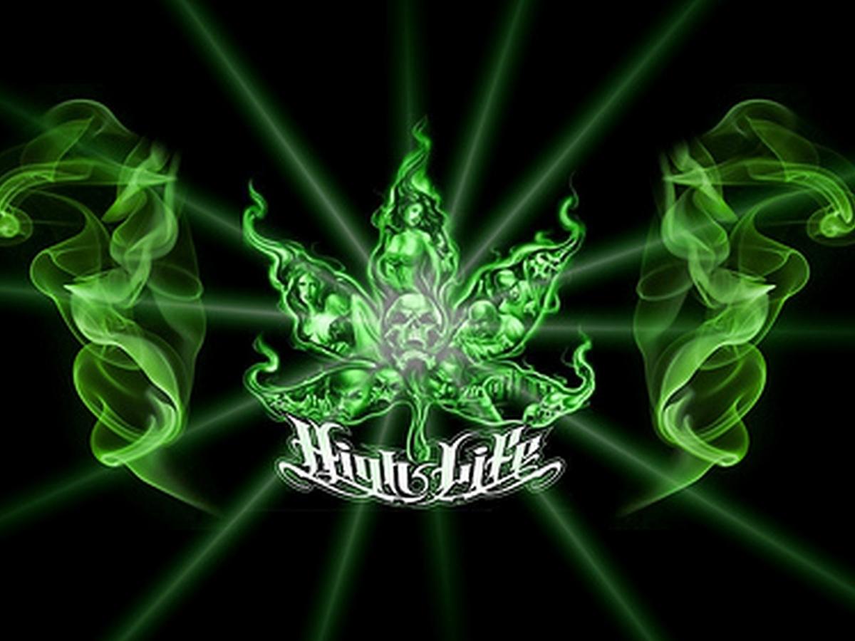 1200x900 Hd Iphone Live Space Trippy Weed Weed Wallpaper Wp4401652