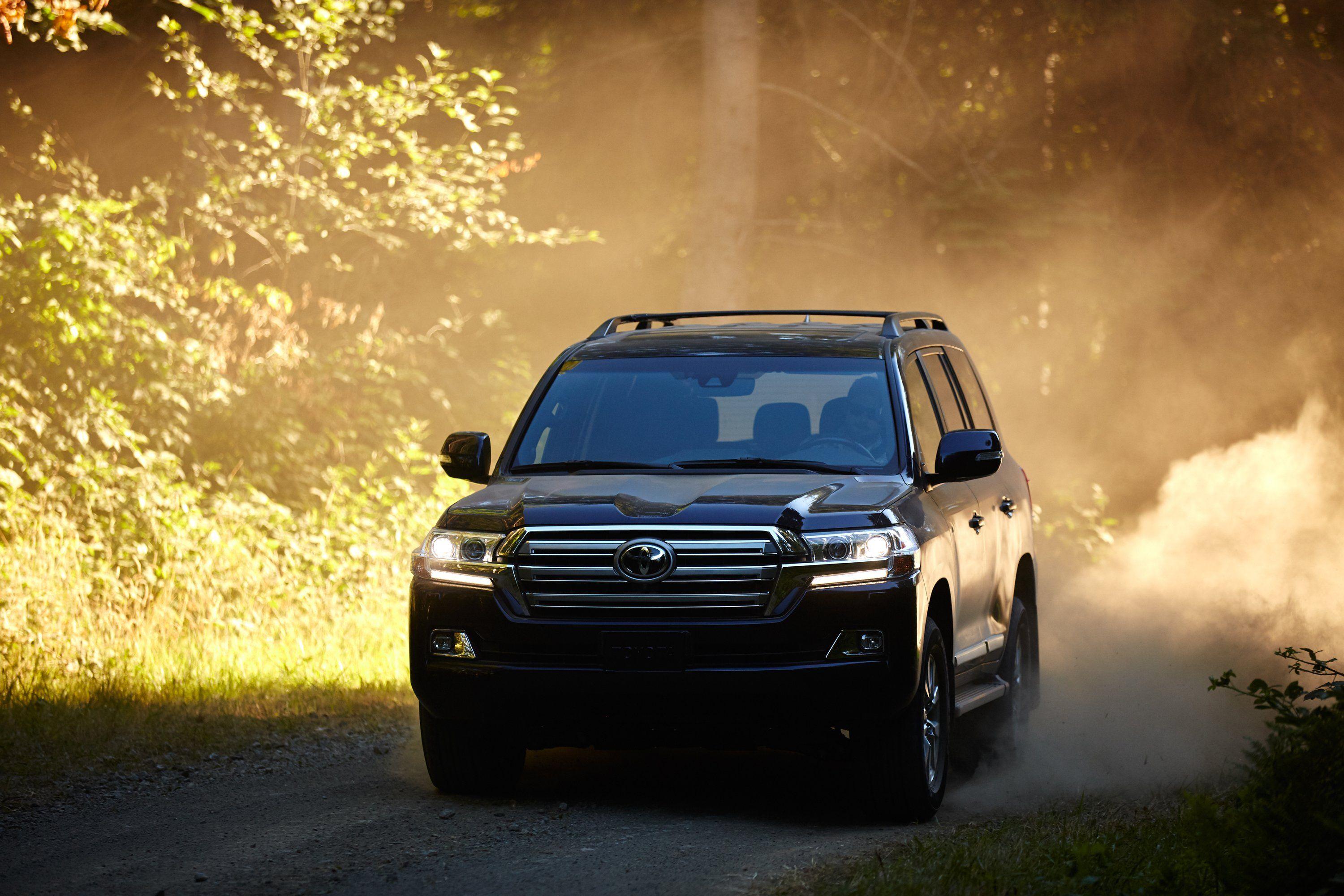 3000x2000 Toyota, Land, Cruiser, Us spec, Urj Suv, 4x4 Wallpaper