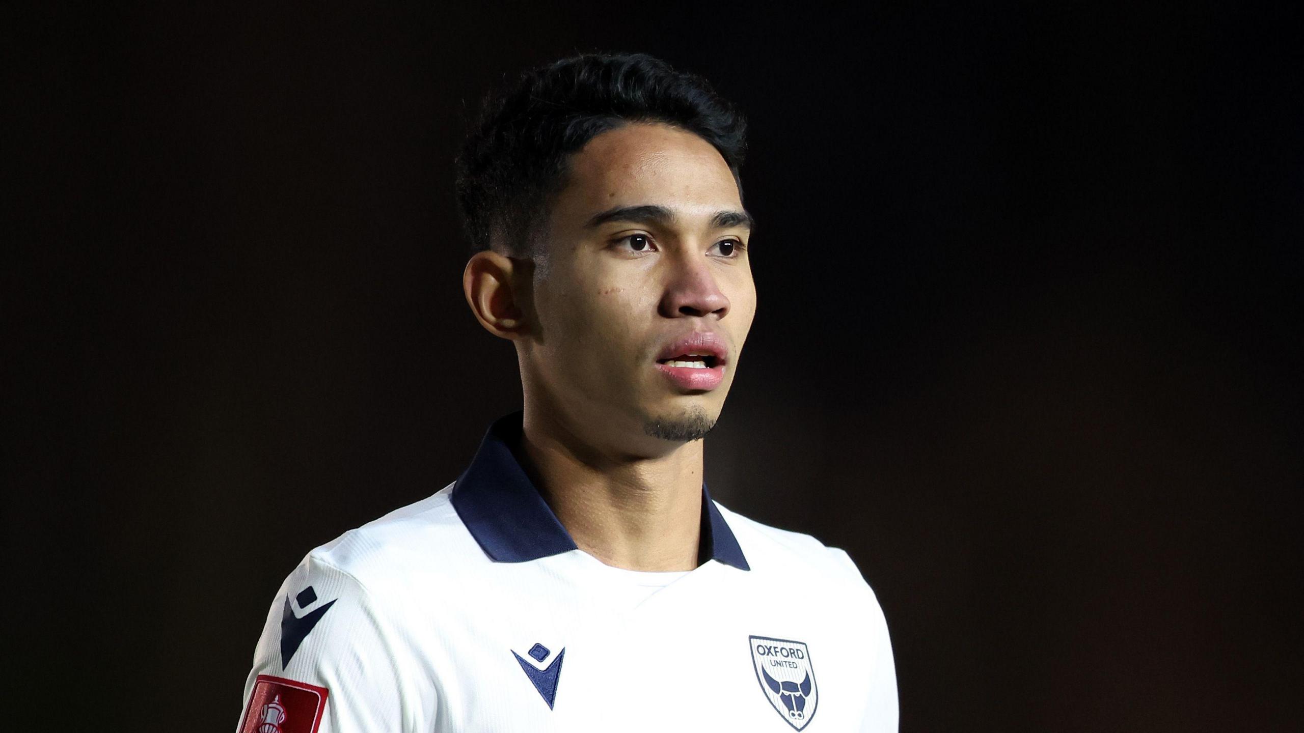 2560x1440 Marselino Ferdinan: Oxford United loan out Indonesia forward