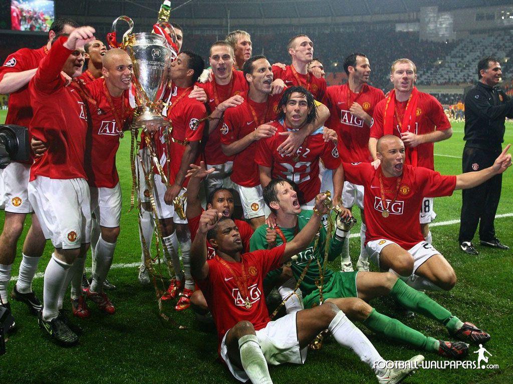 1024x768 Manchester United Champions League Wallpaper
